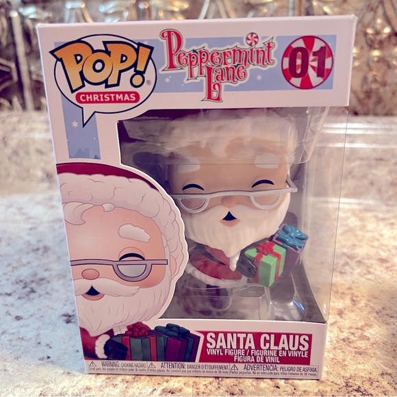 FUNKO POP! Santa & Mrs. Claus Both New In Box - Picture 2 of 16